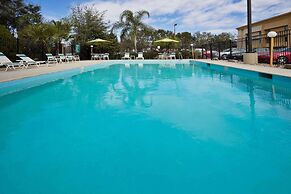 La Quinta Inn & Suites by Wyndham Tampa Fairgrounds - Casino