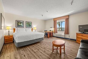 La Quinta Inn & Suites by Wyndham Tampa Brandon West