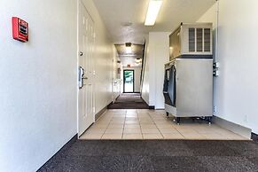 Motel 6 Saint Joseph, MO