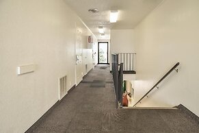 Motel 6 Saint Joseph, MO