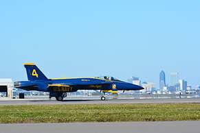 La Quinta Inn & Suites by Wyndham Jacksonville Mandarin