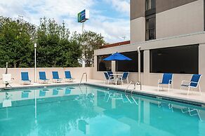 Holiday Inn Express Tallahassee - I-10 E by IHG