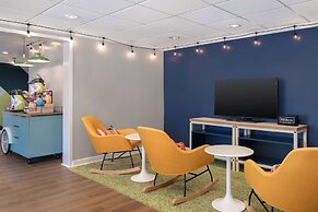 Spark by Hilton Savannah Midtown