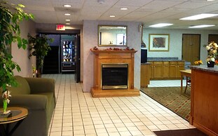 Super 8 by Wyndham Logansport