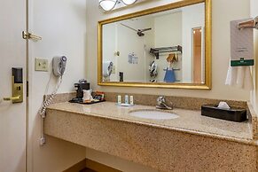 Quality Inn & Suites Raleigh Durham Airport