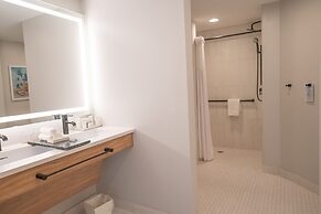 Pelican Grand Beach Resort - A Noble House Resort