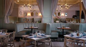 Pelican Grand Beach Resort - A Noble House Resort