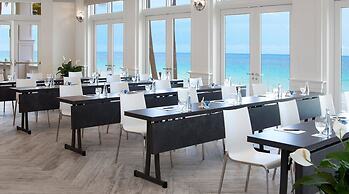 Pelican Grand Beach Resort - A Noble House Resort