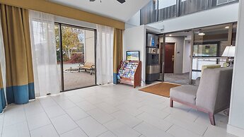 Best Western Plus The Inn at Hampton
