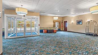 Best Western Plus The Inn at Hampton