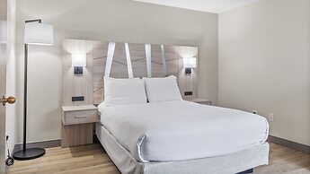 Best Western Plus The Inn at Hampton