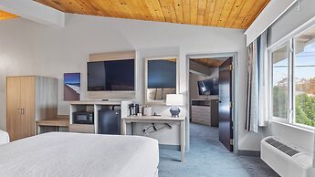Best Western Plus The Inn at Hampton