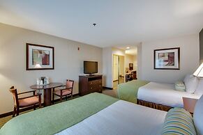 Best Western Plus The Inn at Hampton