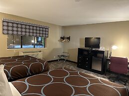 Super 8 by Wyndham Baltimore/Essex Area