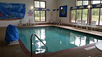 AmericInn by Wyndham Forest Lake