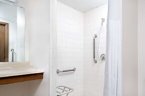 Days Inn by Wyndham St Cloud