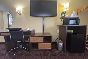 Super 8 by Wyndham Peoria
