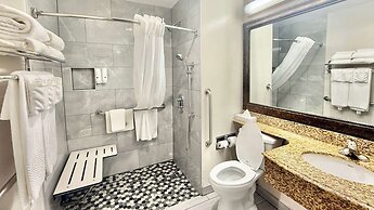 Quality Inn & Suites Los Angeles Airport - LAX