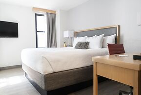 Hotel Saint Clair- Magnificent Mile