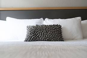 Hotel Saint Clair- Magnificent Mile