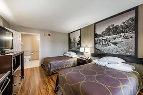Super 8 by Wyndham Alexander City
