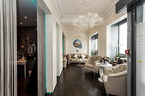 Hotel Lumières Montmartre Paris