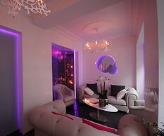 Hotel Lumières Montmartre Paris