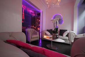 Hotel Lumières Montmartre Paris