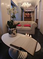 Hotel Lumières Montmartre Paris
