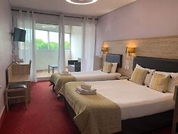 Brit Hotel Bleu Nuit
