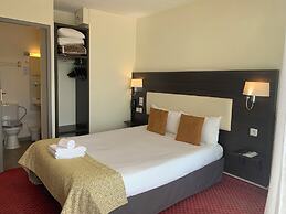 Brit Hotel Bleu Nuit