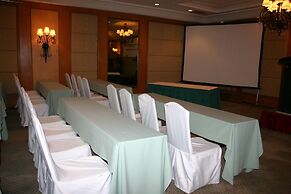 Century Park Hotel