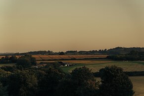 Hyll Hotel