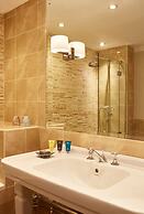 Ockenden Manor Hotel & Spa