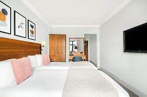 voco Lythe Hill Hotel & Spa by IHG
