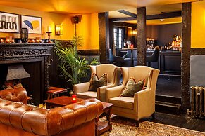 voco Lythe Hill Hotel & Spa by IHG