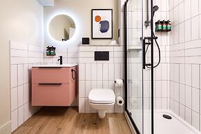 voco Lythe Hill Hotel & Spa by IHG