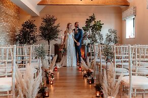 voco Lythe Hill Hotel & Spa by IHG