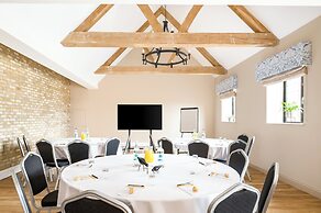 voco Lythe Hill Hotel & Spa by IHG