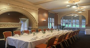 Best Western Plus Grim's Dyke Hotel