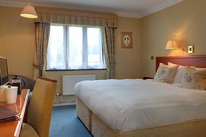 Best Western Plus Grim's Dyke Hotel