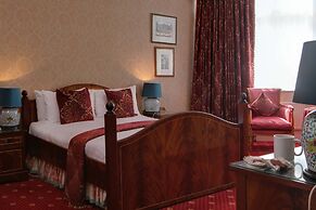 Best Western Plus Grim's Dyke Hotel
