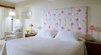 St. Nicolas Bay Resort Hotel & Villas