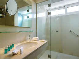 St. Nicolas Bay Resort Hotel & Villas