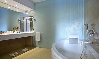 St. Nicolas Bay Resort Hotel & Villas