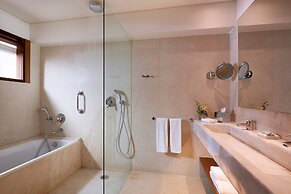 St. Nicolas Bay Resort Hotel & Villas