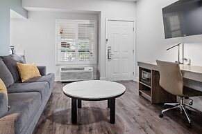 University Park Inn & Suites, an Ascend Collection Hotel