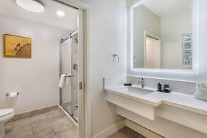 University Park Inn & Suites, an Ascend Collection Hotel