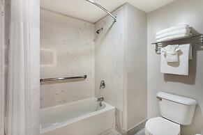 University Park Inn & Suites, an Ascend Collection Hotel