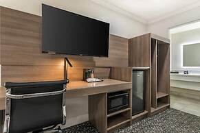 University Park Inn & Suites, an Ascend Collection Hotel